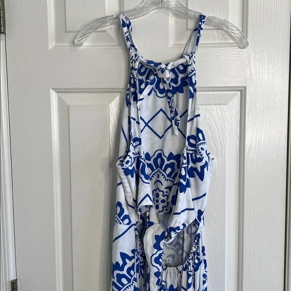 1.state revolve linen blue, white Portuguese tile print open back maxi dress Med - Picture 6 of 10